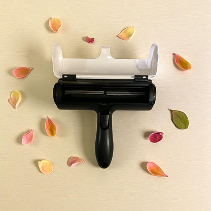 Magic Reusable Pet Hair Roller & Lint Remover – Self-Cleaning Furniture Brush